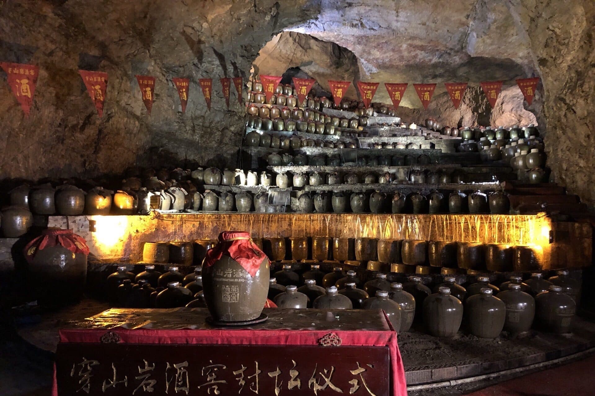 5-Day Real Tastes of Guilin: Street food, Tea, and Li River