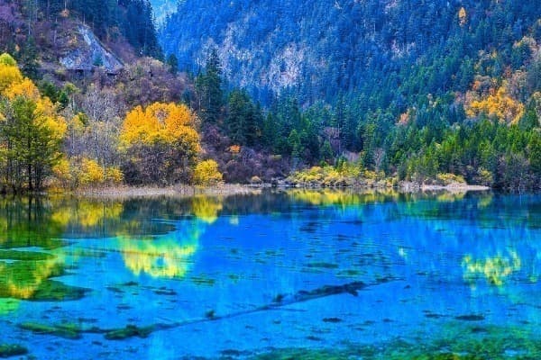 9-Day Premium Sichuan Tour: Chengdu, Jiuzhaigou & Mount Emei