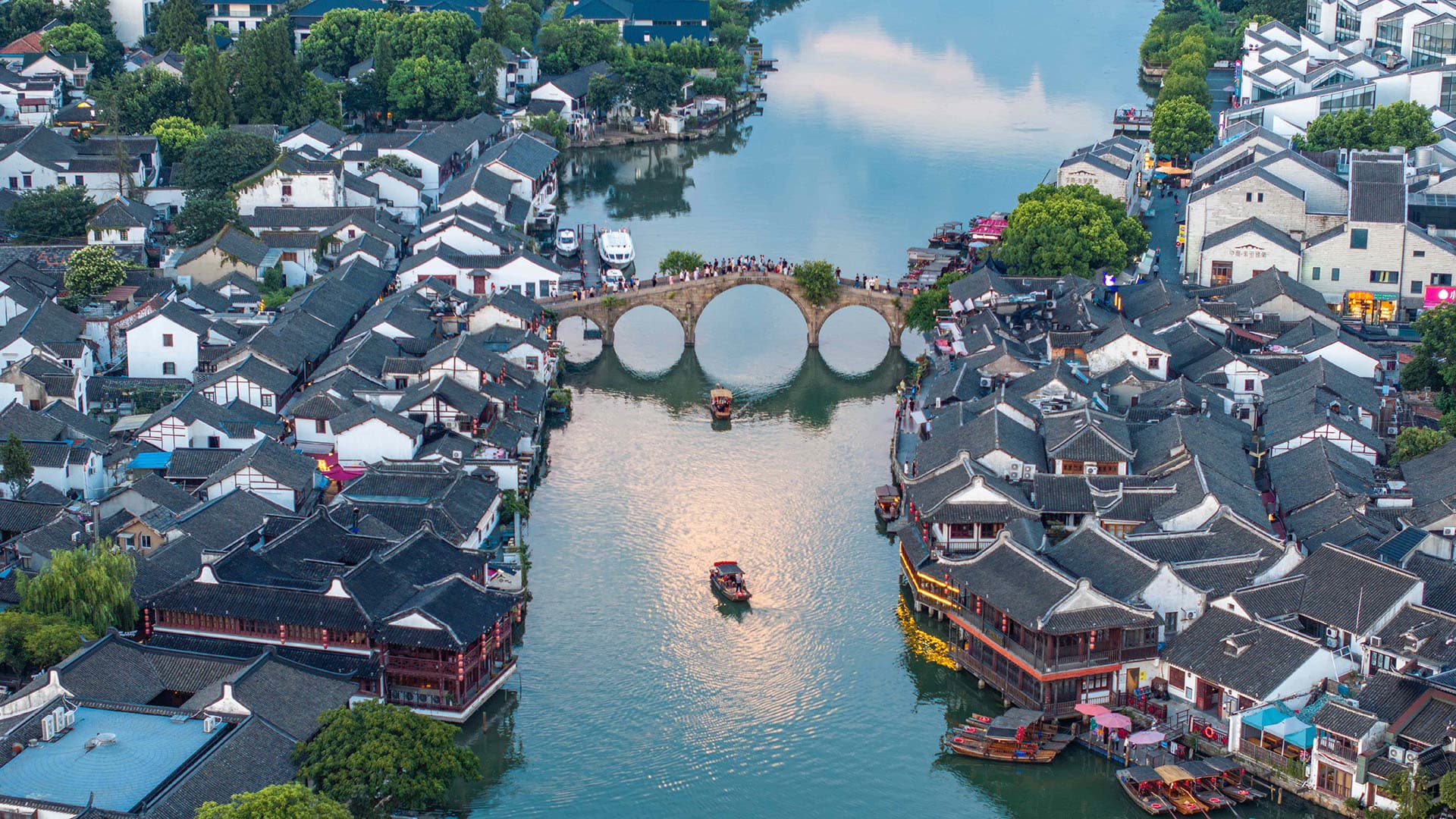 1-Day Tour of Zhujiajiao Ancient Town photo 5