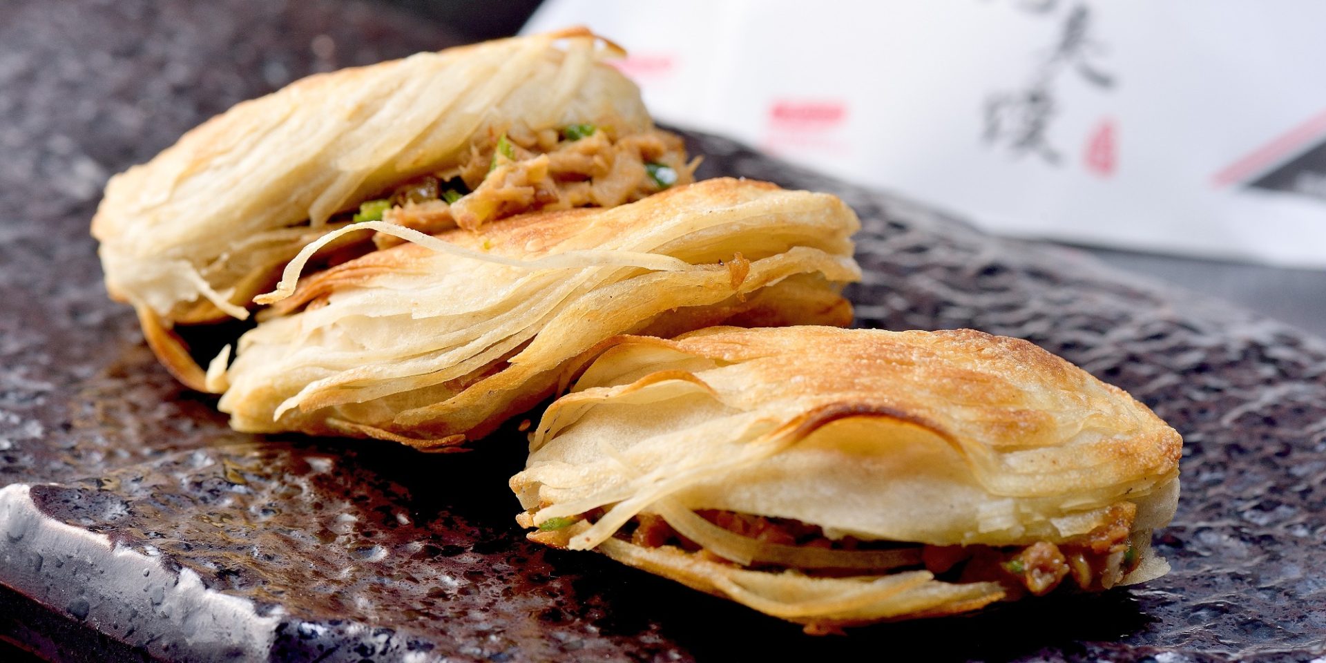 Xi'an delicacy Roujiamo